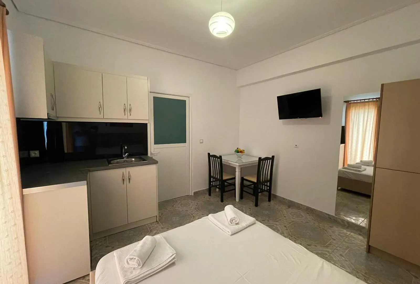 Levend Apartments Ksamil 0*,