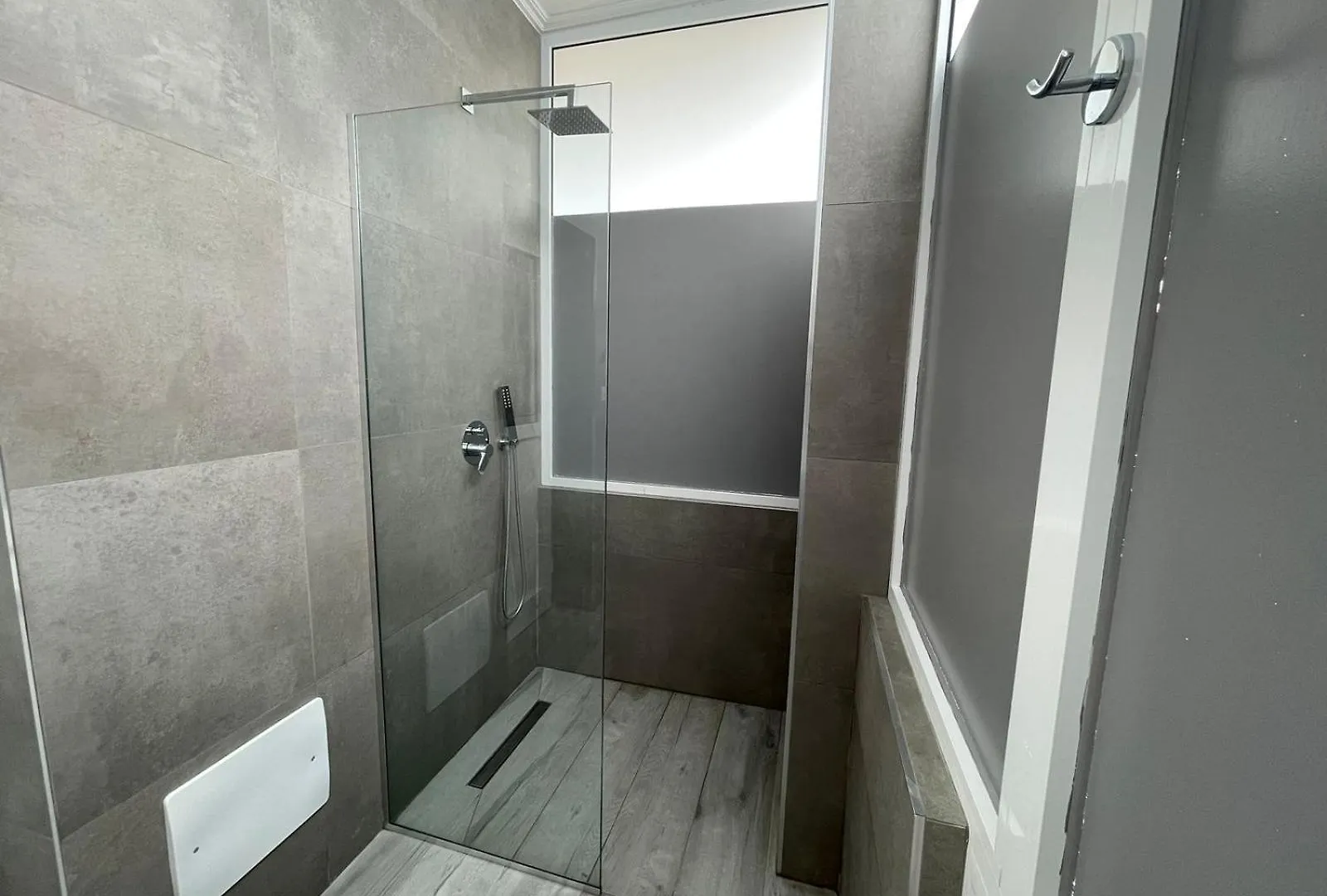 Levend Apartments Εξαμίλιο 0*,  Αλβανία