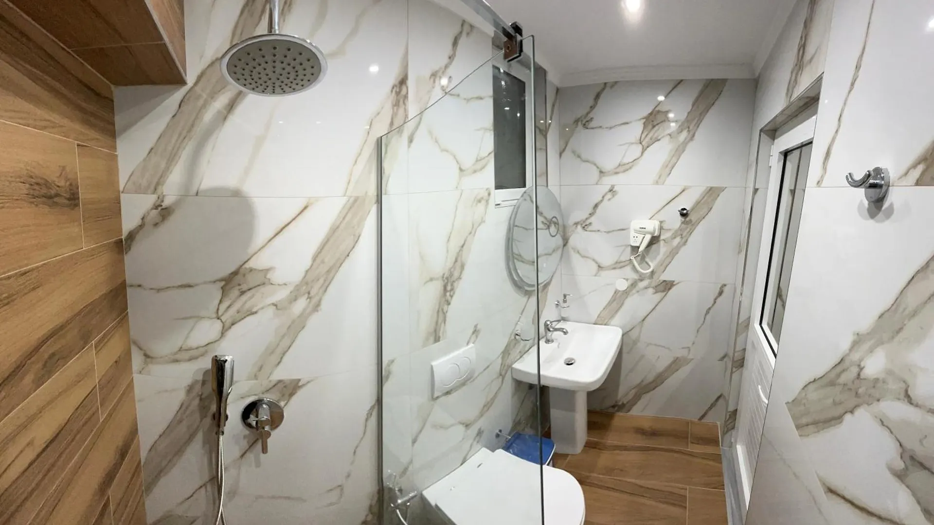 Levend Apartments Ksamil